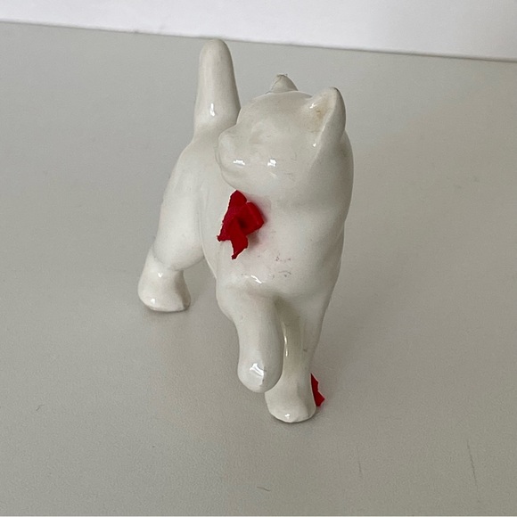 Vintage Ceramic White Cat Christmas Ornament 2.5” Red Bow Kitty Pets - Picture 10 of 13